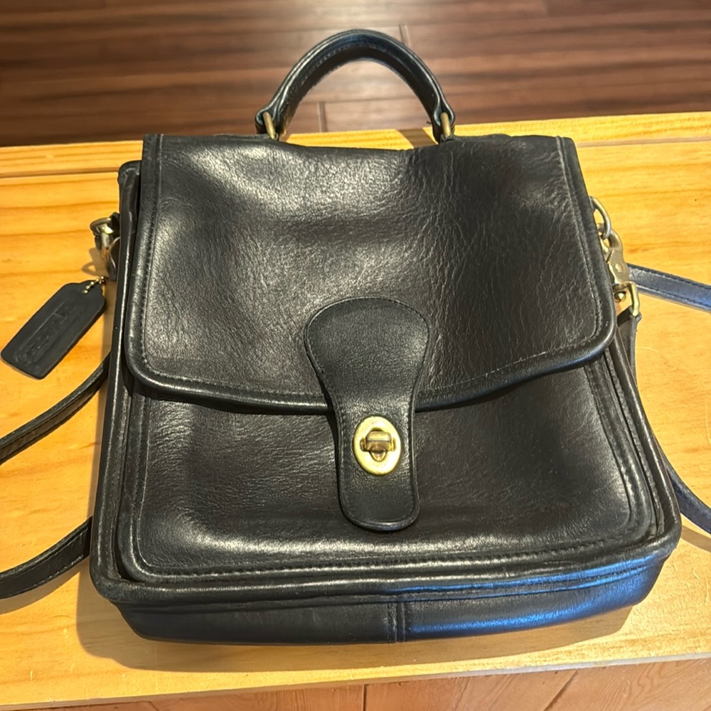 Coach vintage black crossbody